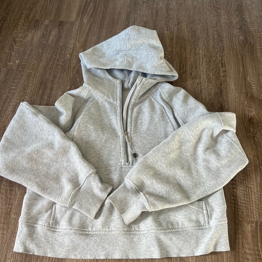 Lululemon scuba crop half zip XS-s